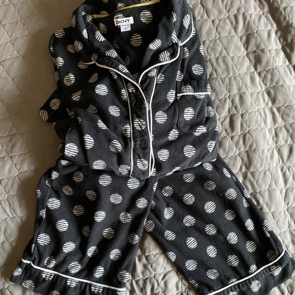 DKNY Button Up Flannel Pajamas Black/White
